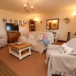 4 Cliff